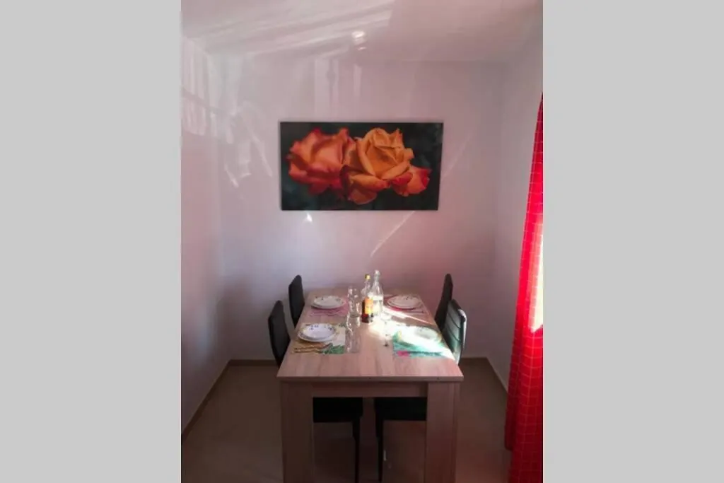 “Smile Nerja” Chic Apartment With Wifi, 4 Guests Nerja
