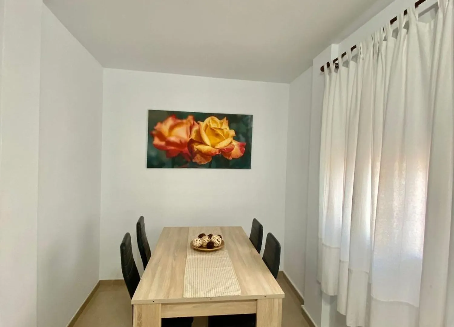 “Smile Nerja” Chic Apartment With Wifi, 4 Guests  Nerja